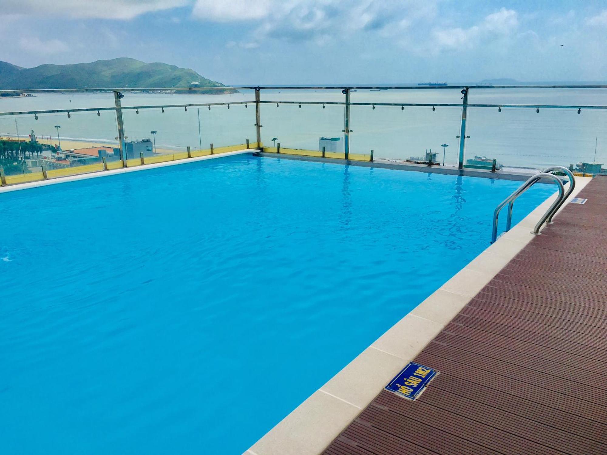 Rustic Hotel Quy Nhon Powered By Aston ภายนอก รูปภาพ