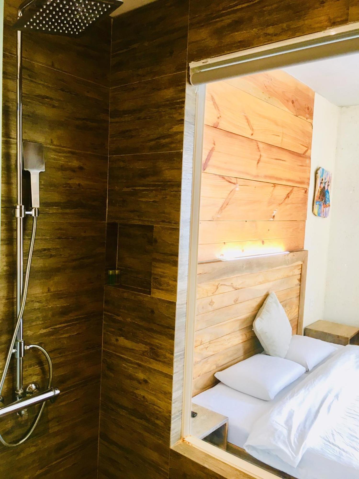 Rustic Hotel Quy Nhon Powered By Aston ภายนอก รูปภาพ